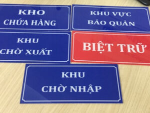 Biển Phòng Ban, Khu Vực - Chất Liệu Mica