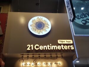 Biển quảng cáo chuỗi cửa hàng tiệm bạc 21 Centimeters