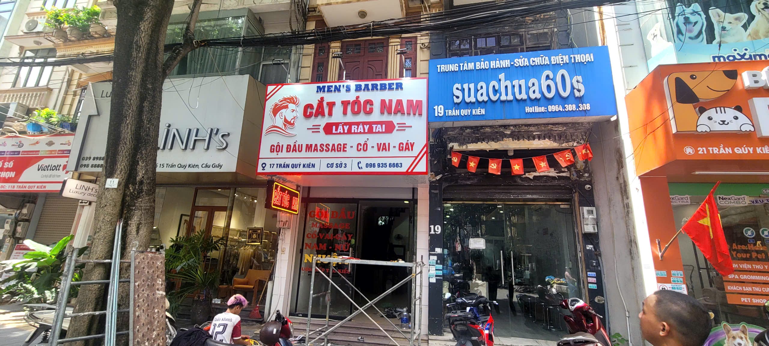 Thiết kế thi công cửa hàng tóc